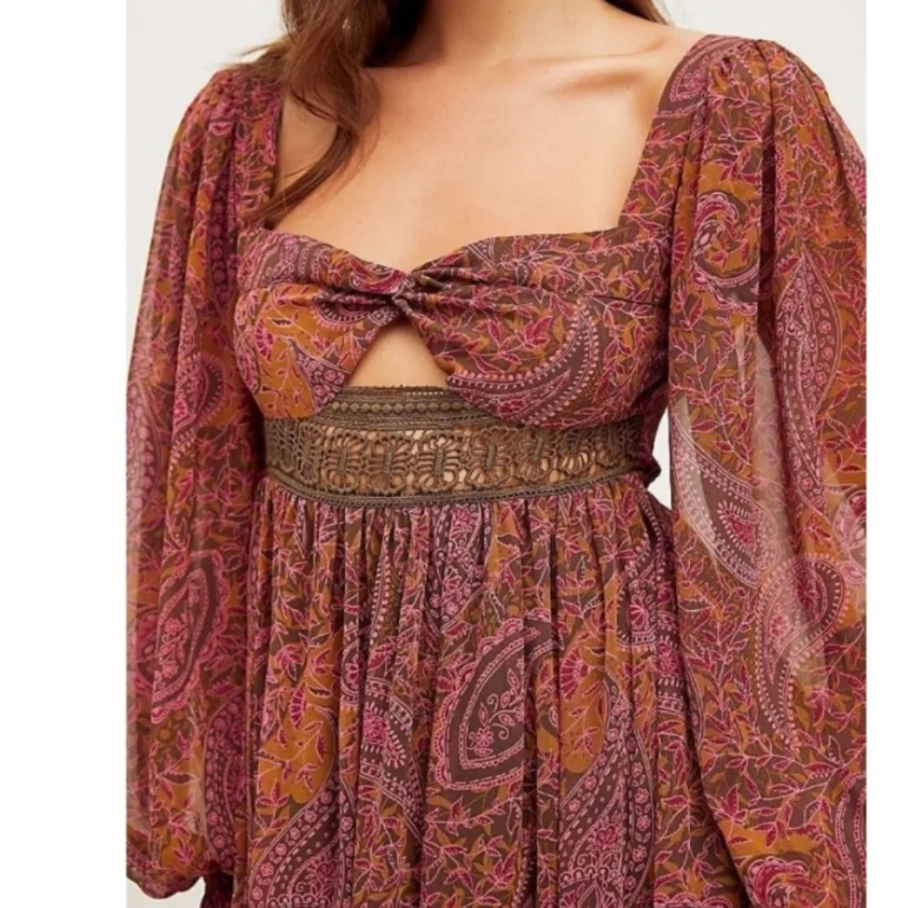 Free People reposhing this
